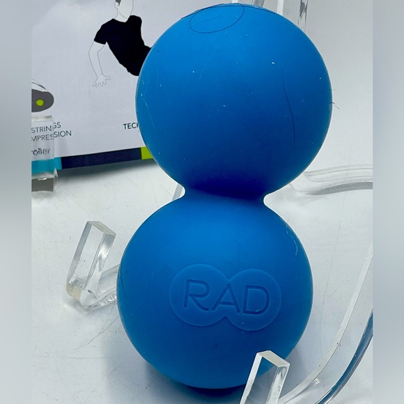 RAD: Silicone Peanut Roller Massage Tool for Neck Back & Feet with 18 Step Guide - Picture 4 of 12